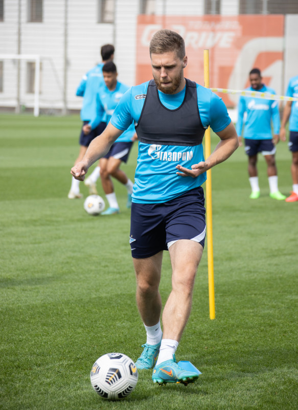 Открытая тренировка «Зенита» перед матчем с «Ахматом»