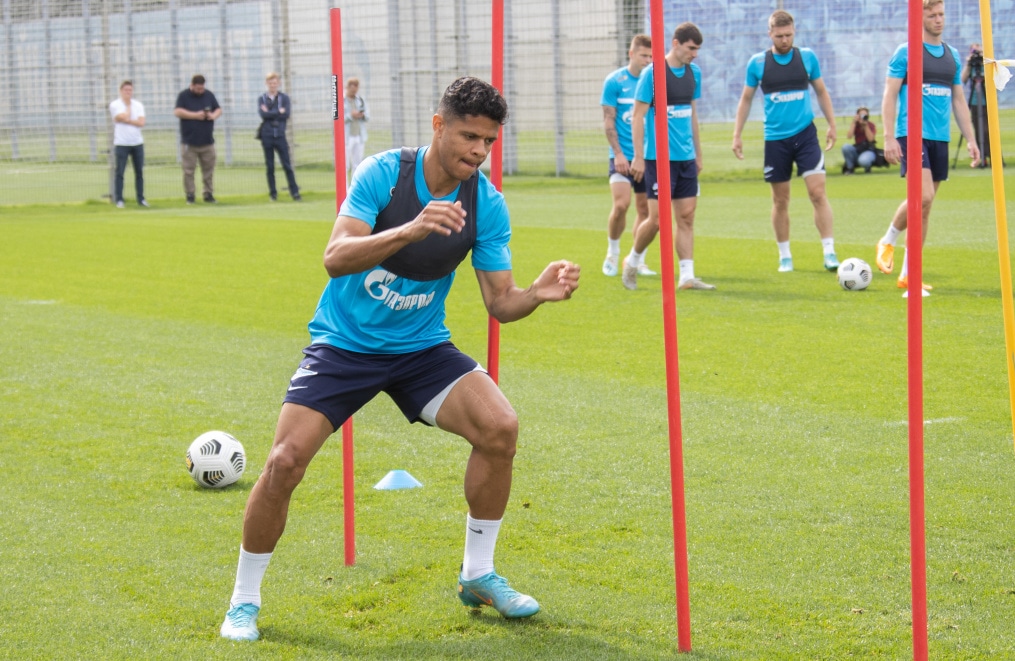 Открытая тренировка «Зенита» перед матчем с «Ахматом»