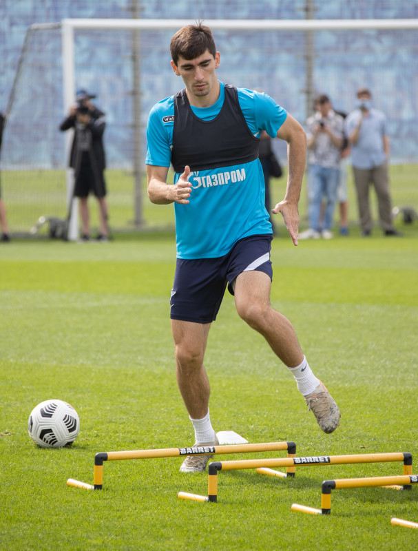 Открытая тренировка «Зенита» перед матчем с «Ахматом»