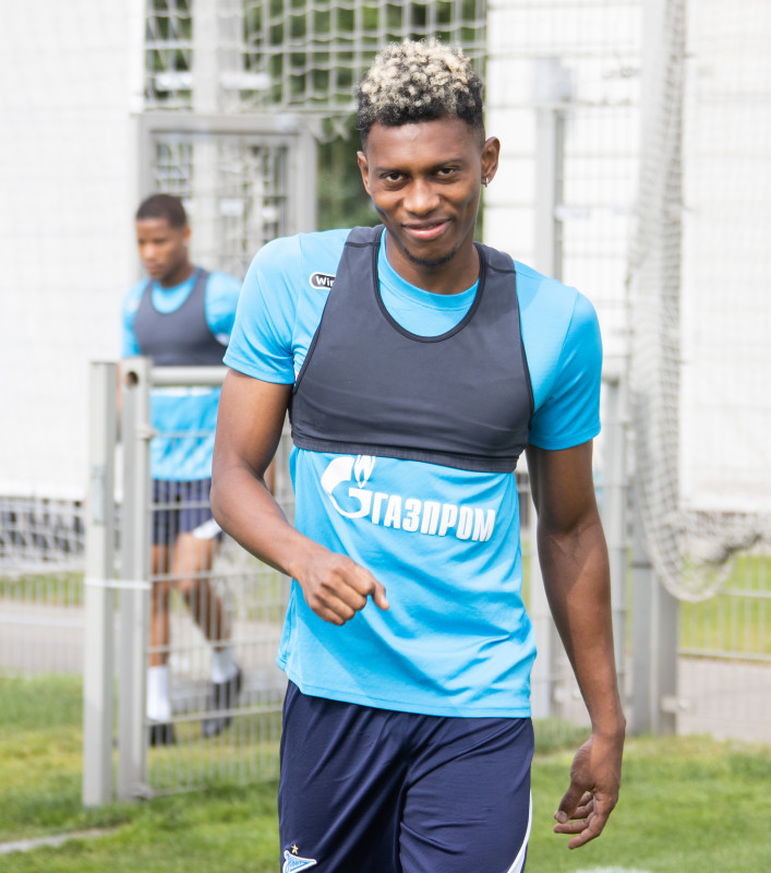 Открытая тренировка «Зенита» перед матчем с «Ахматом»