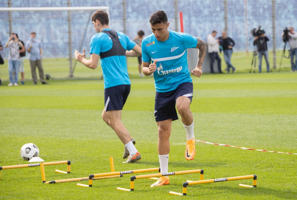 Открытая тренировка «Зенита» перед матчем с «Ахматом»