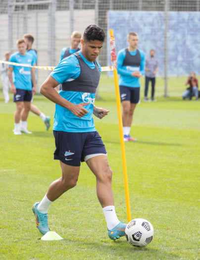 Открытая тренировка «Зенита» перед матчем с «Ахматом»