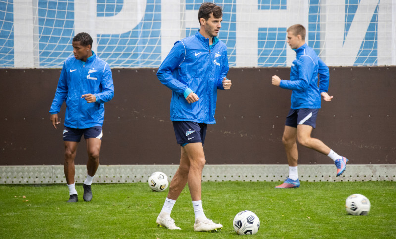 Открытая тренировка основного состава «Зенита» перед матчем с «Факелом»