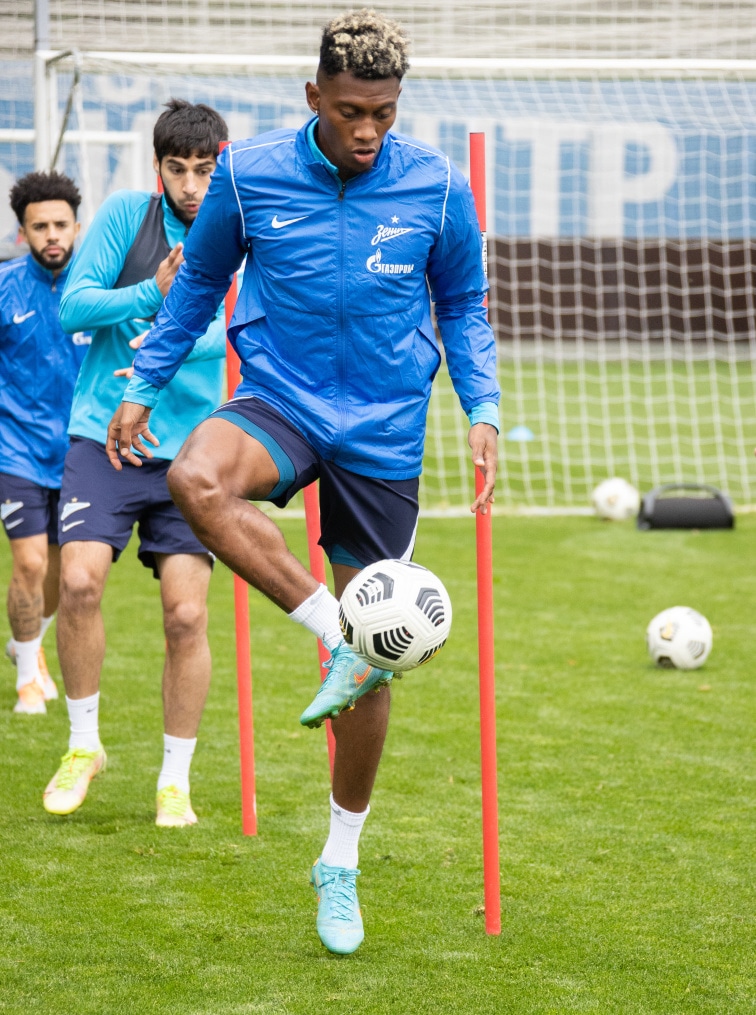 Открытая тренировка основного состава «Зенита» перед матчем с «Факелом»