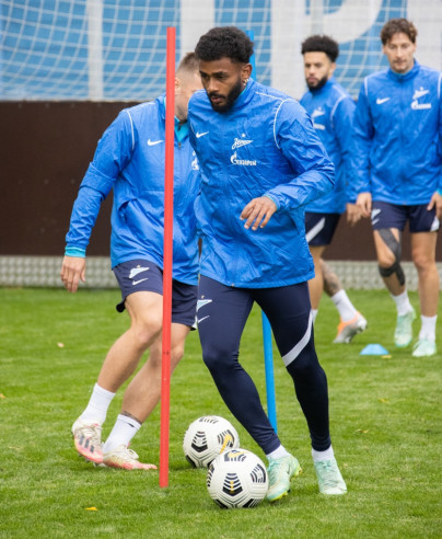 Открытая тренировка основного состава «Зенита» перед матчем с «Факелом»