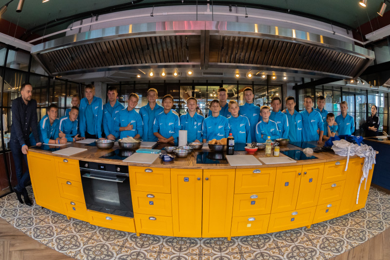 Воспитанники «Газпром»-академии приняли участие в кулинарном мастер-классе