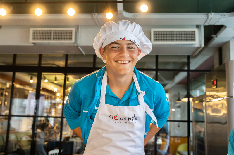 Воспитанники «Газпром»-академии приняли участие в кулинарном мастер-классе