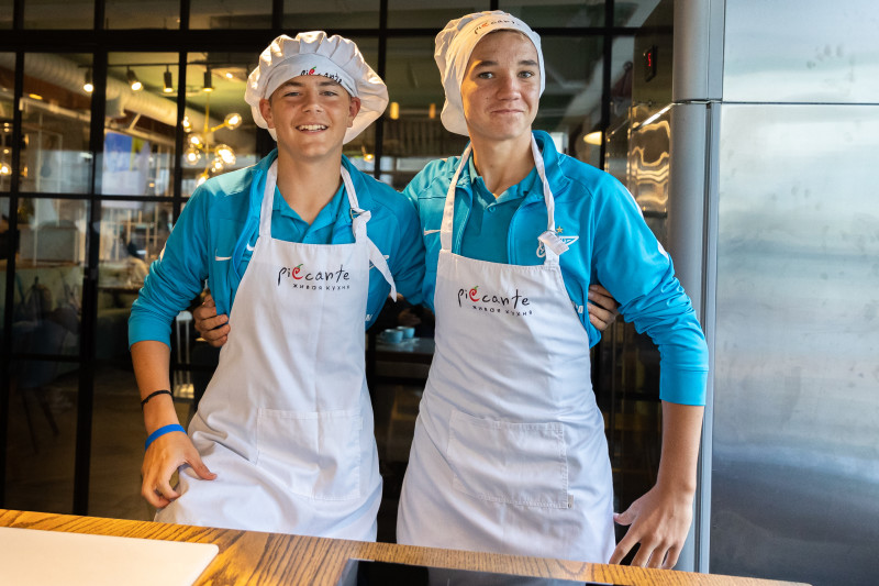 Воспитанники «Газпром»-академии приняли участие в кулинарном мастер-классе