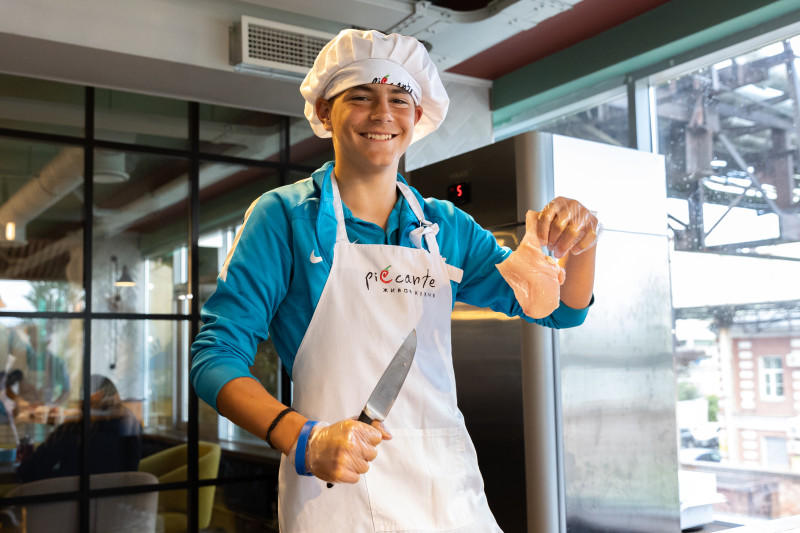 Воспитанники «Газпром»-академии приняли участие в кулинарном мастер-классе