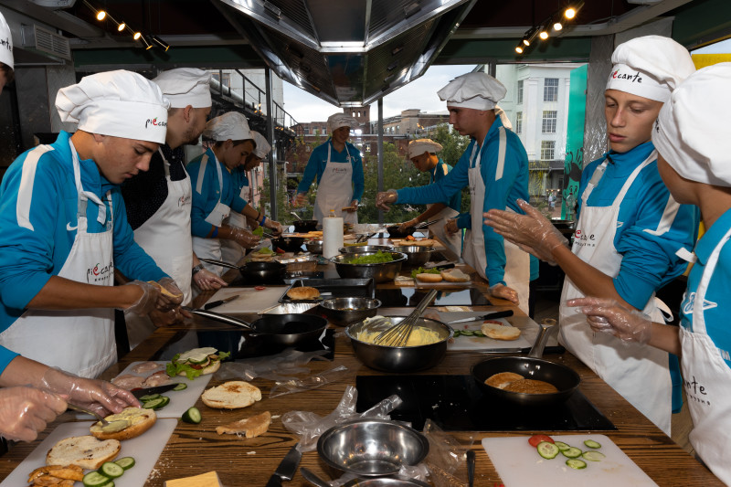 Воспитанники «Газпром»-академии приняли участие в кулинарном мастер-классе