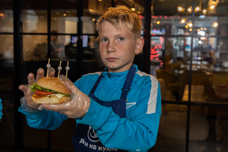 Воспитанники «Газпром»-академии приняли участие в кулинарном мастер-классе