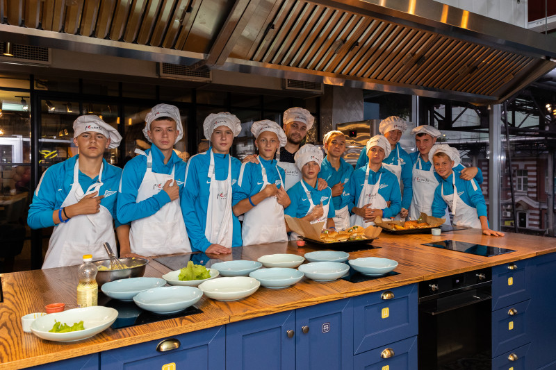 Воспитанники «Газпром»-академии приняли участие в кулинарном мастер-классе