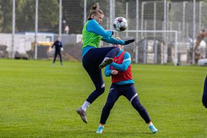 Тренировка женской команды перед матчем с  «Локомотивом»