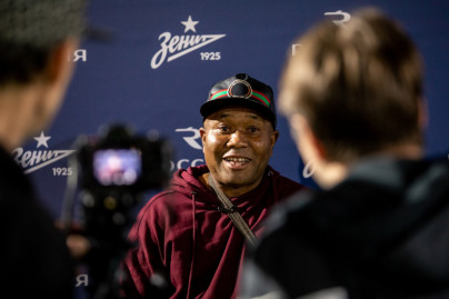 Подготовка команды болельщиков к ответному матчу турнира «Вместе на высоте»