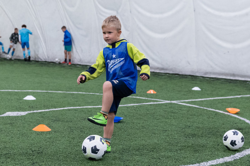 Константин Коноплев на открытии школы «Зенит-Чемпионика»