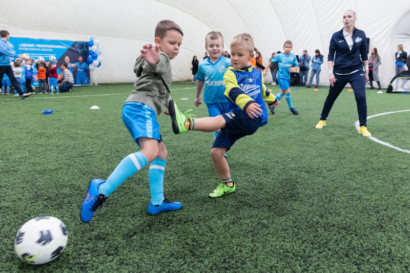 Константин Коноплев на открытии школы «Зенит-Чемпионика»