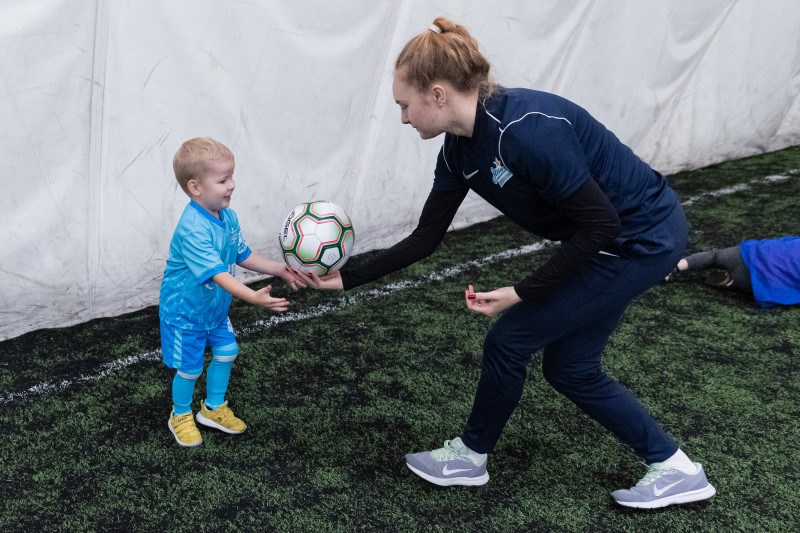 Константин Коноплев на открытии школы «Зенит-Чемпионика»