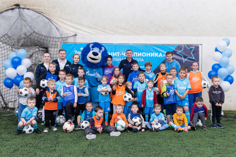 Константин Коноплев на открытии школы «Зенит-Чемпионика»