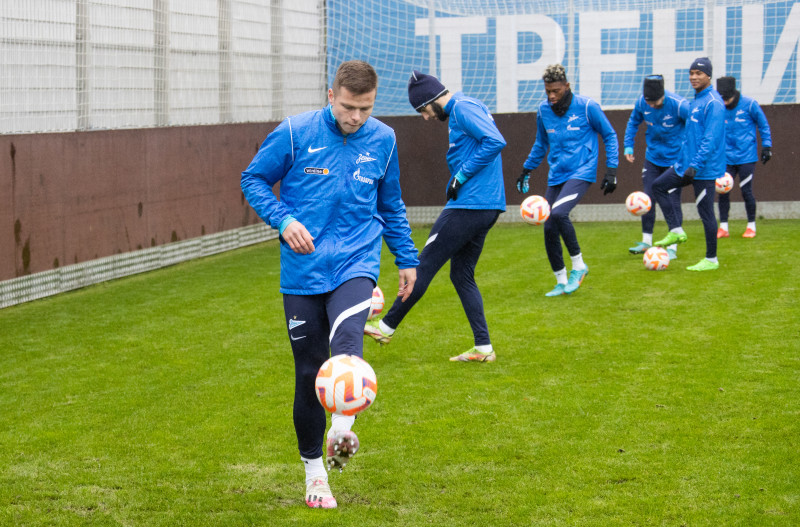 Открытая тренировка «Зенита» перед матчем с«Ахматом»