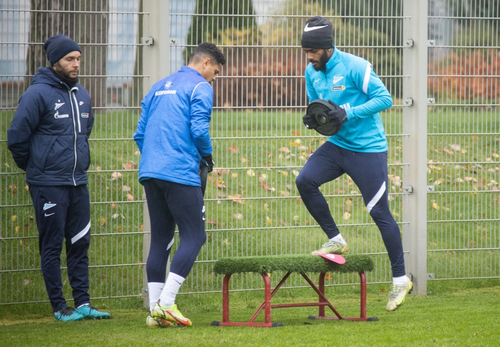 Открытая тренировка «Зенита» перед матчем с«Ахматом»