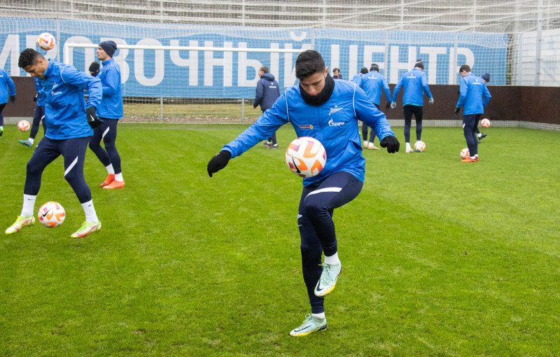 Открытая тренировка «Зенита» перед матчем с«Ахматом»