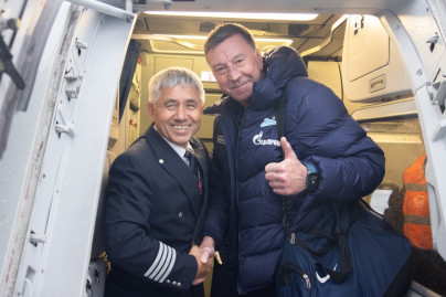 Команда «Зенит» в «Пулково» перед вылетом на матч с «Торпедо»