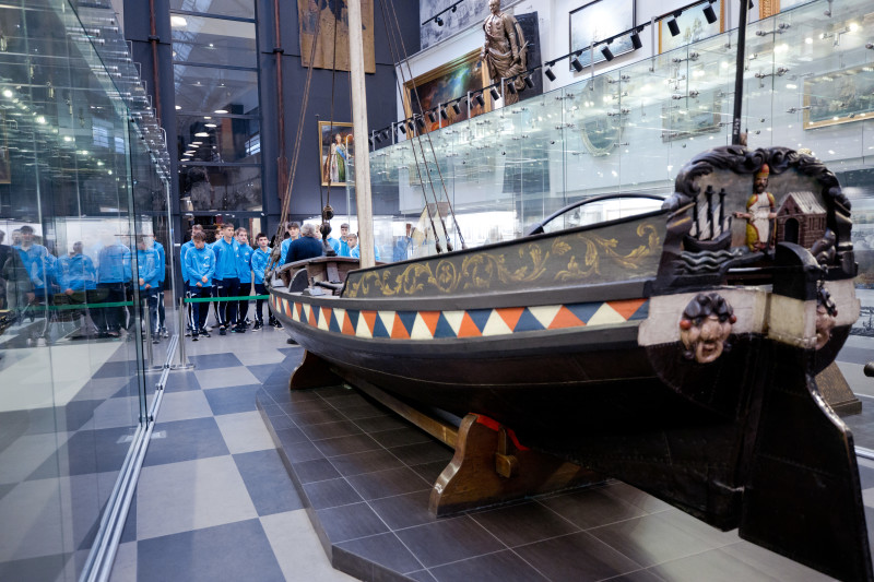 Воспитанники Академии на экскурсии в Военно-Морском музее