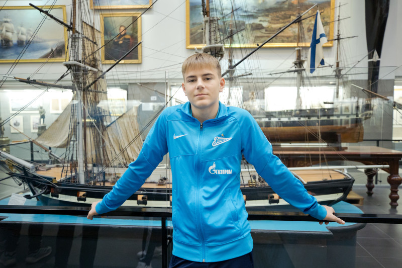 Воспитанники Академии на экскурсии в Военно-Морском музее