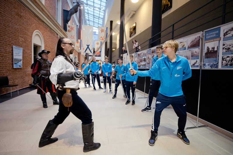 Воспитанники Академии на экскурсии в Военно-Морском музее