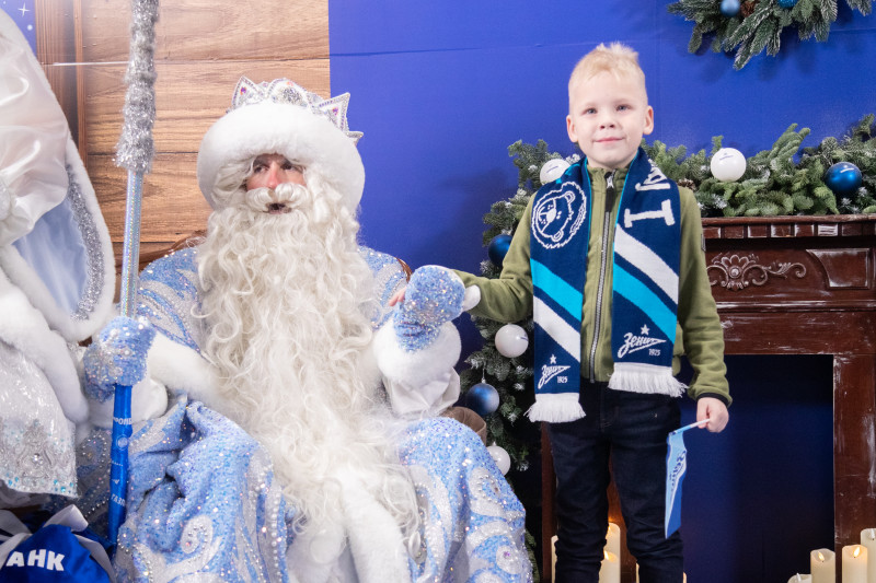 «Предновогодний променад» перед матчем «Зенит» — «Спартак»