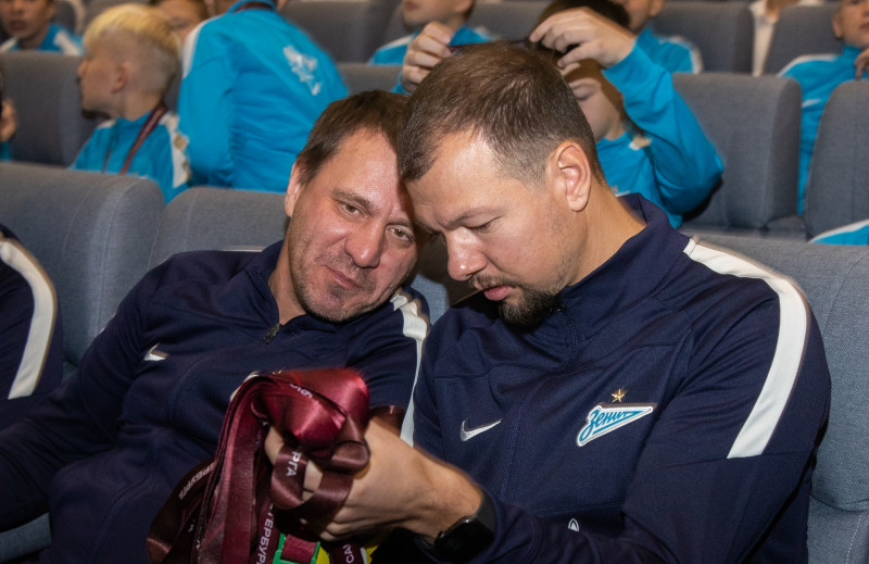 Церемония награждения победителей Первенства Санкт-Петербурга по футболу