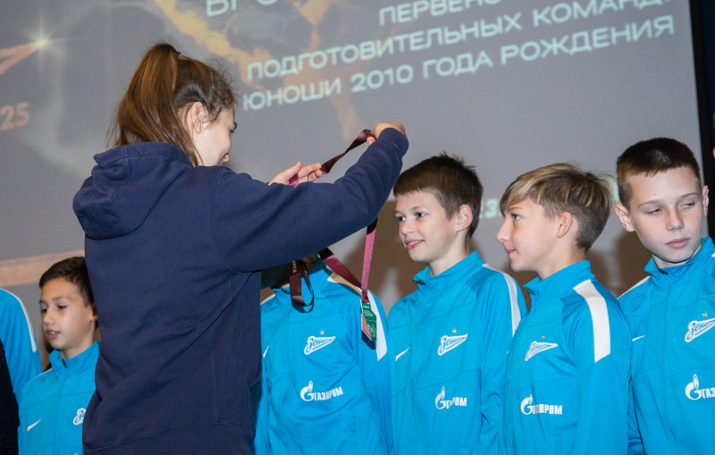 Церемония награждения победителей Первенства Санкт-Петербурга по футболу