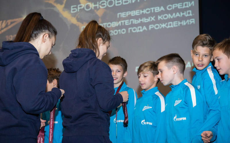 Церемония награждения победителей Первенства Санкт-Петербурга по футболу