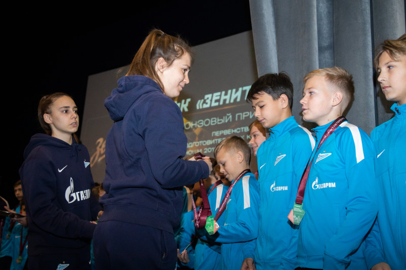 Церемония награждения победителей Первенства Санкт-Петербурга по футболу