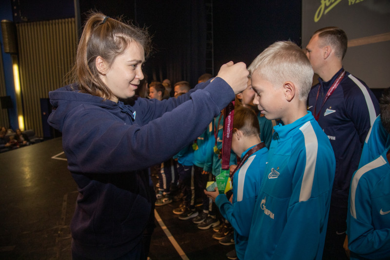 Церемония награждения победителей Первенства Санкт-Петербурга по футболу