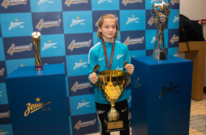 Церемония награждения победителей Первенства Санкт-Петербурга по футболу