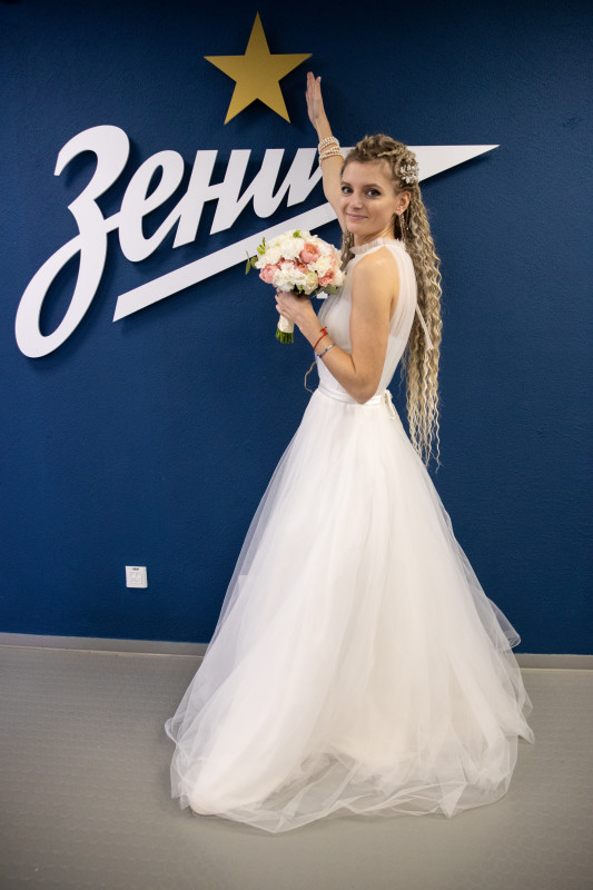 Свадебная церемония в перерыве матча «Зенит» — «Спартак»