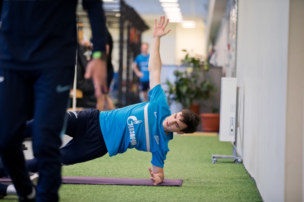 Тренировка «Зенита»-м в «Газпром»-Академии