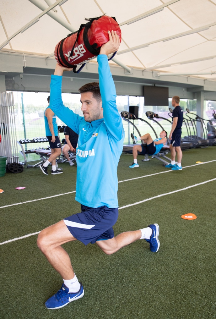 «Газпром»-тренировочные сборы в Катаре: 19 января, утренняя тренировка