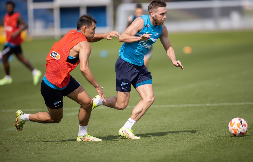 «Газпром»-тренировочные сборы в Катаре: 20 января, утренняя тренировка