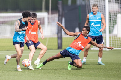 «Газпром»-тренировочные сборы в Катаре: 20 января, утренняя тренировка