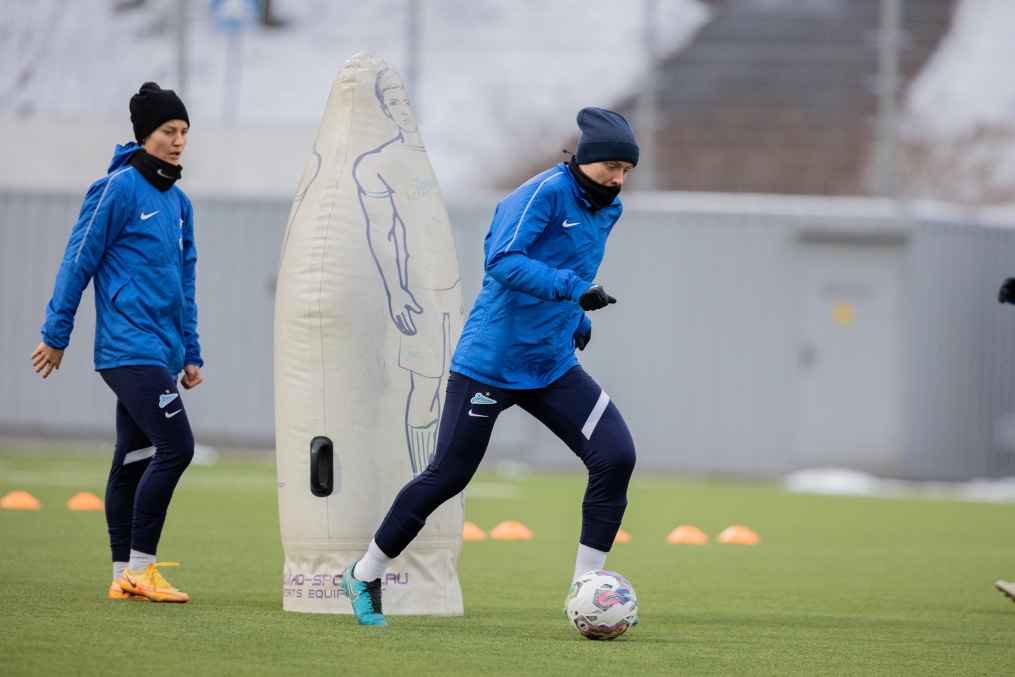 Первая тренировка женской команды в Удельном парке сезона 2023 года