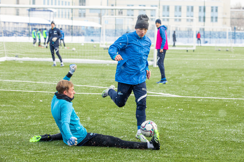 Тренировка команд «Зенит» U-19 и «Зенит» U-18 в «Газпром»-Академии