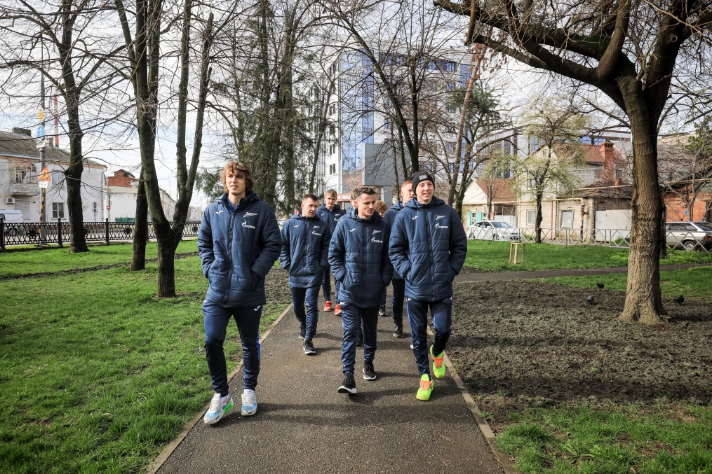 Прогулка молодежной команды «Зенит» перед матчем с «Краснодаром»