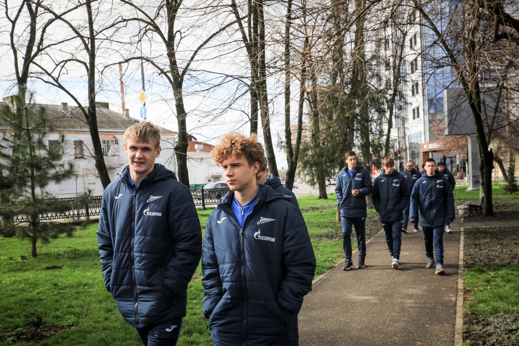 Прогулка молодежной команды «Зенит» перед матчем с «Краснодаром»