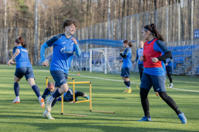 Тренировка молодёжной женской команды «Зенит» перед  стартом сезона 2023