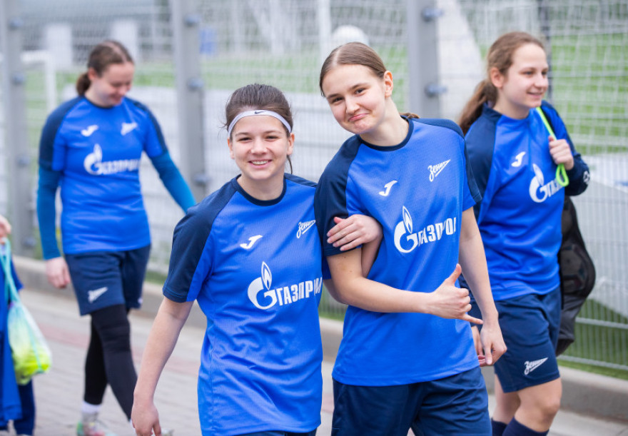 Тренировка молодежной женской команды «Зенит» перед матчем с «Чертаново»