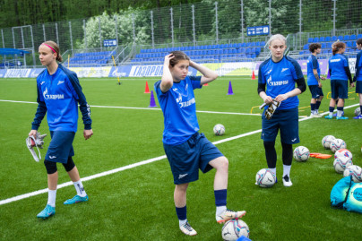 Тренировка молодежной женской команды «Зенит» перед матчем с «Чертаново»