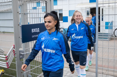 Открытая тренировка женской команды перед матчем с «Крыльями Советов»