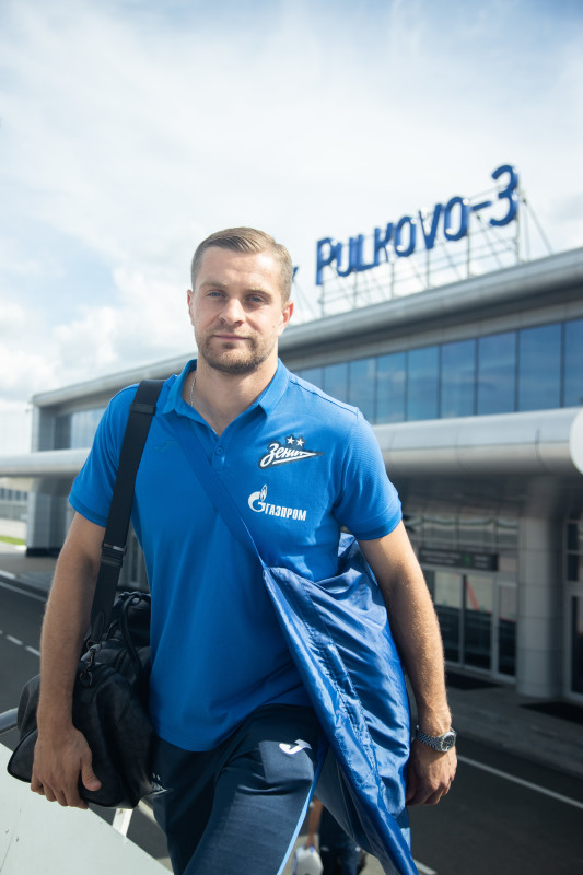 Команда «Зенит» перед вылетом на матч за Суперкубок с ЦСКА